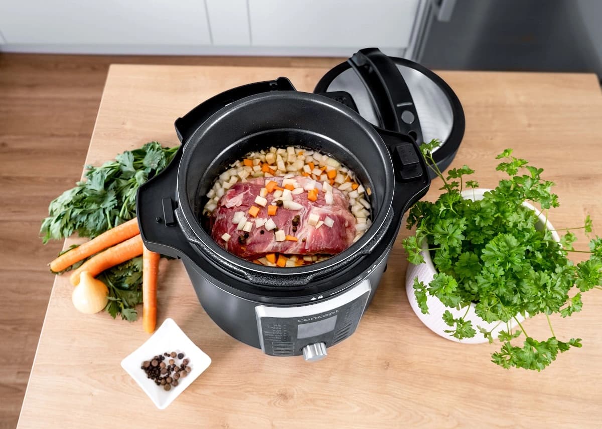 Concept Multifunkční tlakový hrnec s Air Fry poklicí COOKERY CK8000 - náhled 2
