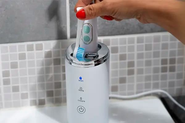 Concept Sonický zubní kartáček s UV sterilizátorem PERFECT SMILE ZK4040 - náhled 4